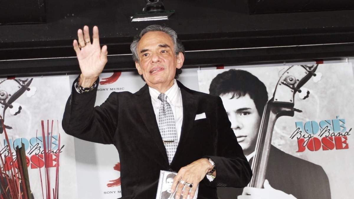 El cantante mexicano José José