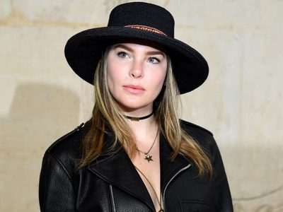 ¡En video! La aparatosa caída de Belinda que se hizo viral en segundos. ¿Qué le pasó?