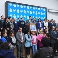 PAN presume que "Va por México" defenderá al país "del autoritarismo de Morena"