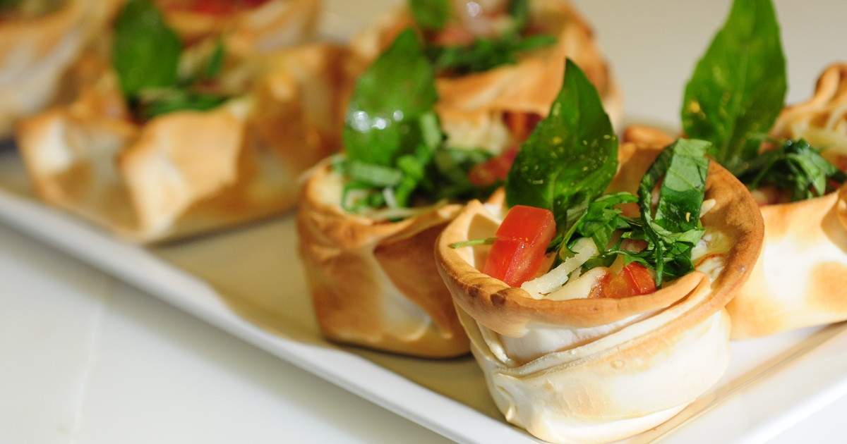 Canastitas caprese. Fuente: (X)