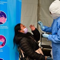 Salud reporta otros 18 mil 809 contagios y 450 muertes en México