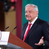 Integrantes de bloque plural "son libres" tienen que actuar de acuerdo a su conciencia: AMLO