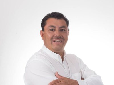 Grupo armado asesina a exalcalde de Las Minas y a su hijo