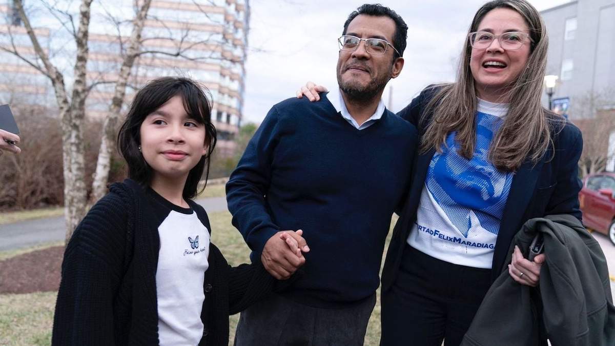 El líder opositor Félix Maradiaga se reunió con su esposa y su hija en EU