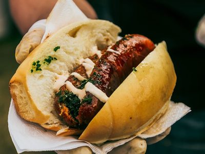 Organizaron una choripaneada en Houston para ayudar a un comedor de Chos Malal