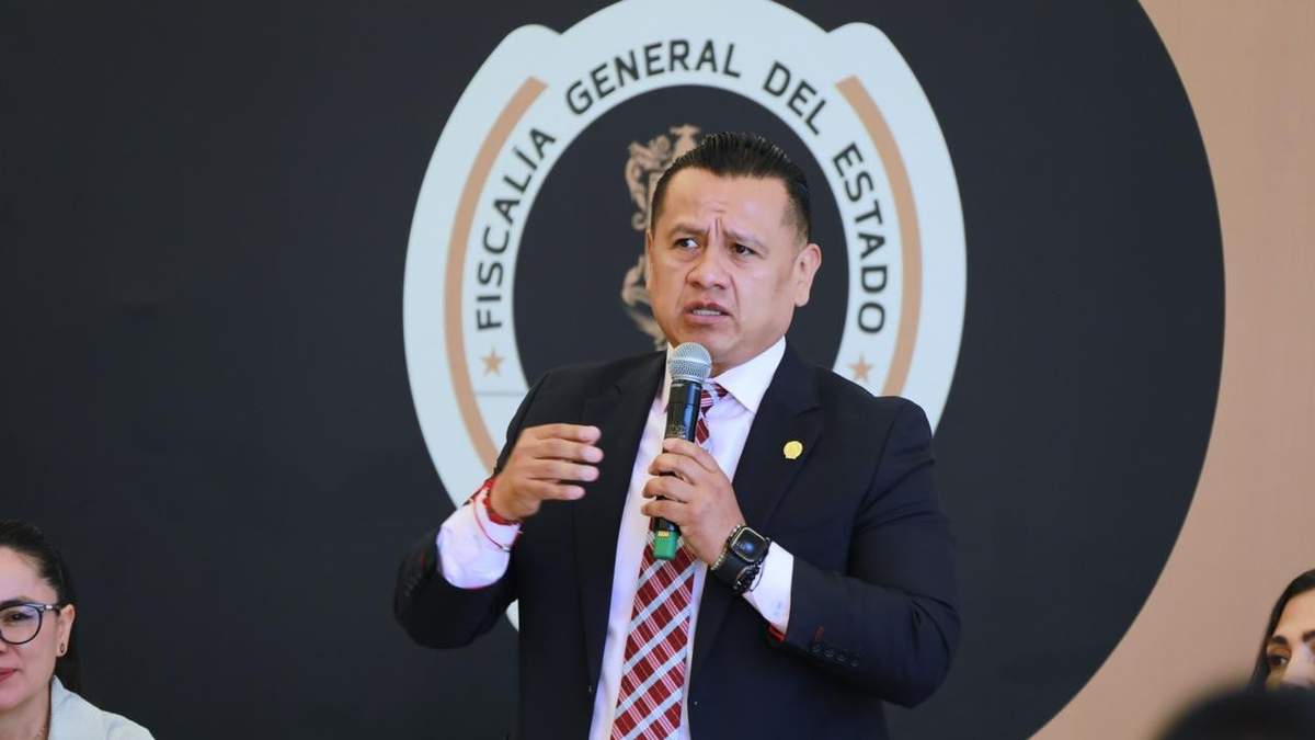 El fiscal estatal de Michoacán, Carlos Torres Piña