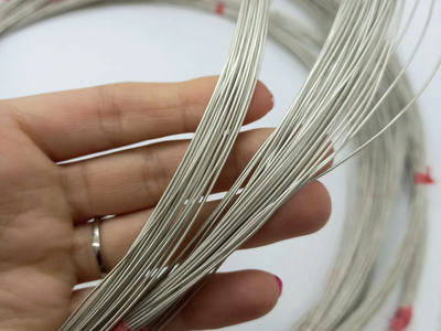 Si te sobró un montón de alambre, no lo tires: creá esta original idea para adornar tus espacios en casa
