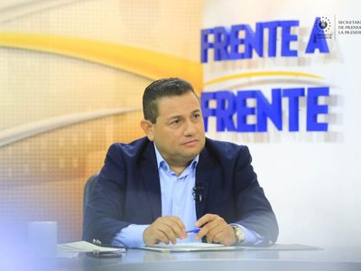 Ministro de El Salvador acusa a embajadora interina  de EU de "injerencia", pide sustituirla