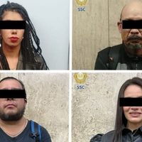 Detienen a mujeres y fotógrafos que hacían sesión en lencería en el Metro