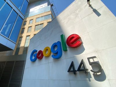 Google, Microsoft y Meta en riesgo, Irán amenaza con atacar instalaciones de compañías de EU