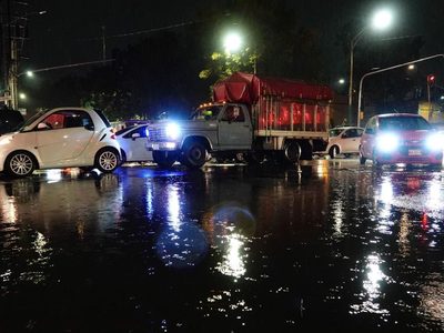 Caos en CDMX por lluvias e inundaciones; Barranca del Muerto, Mixcoac y Altavista, zonas afectadas