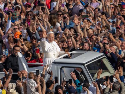 El papa León XIV ofrece mensaje de unidad para la Iglesia al comenzar oficialmente su pontificado