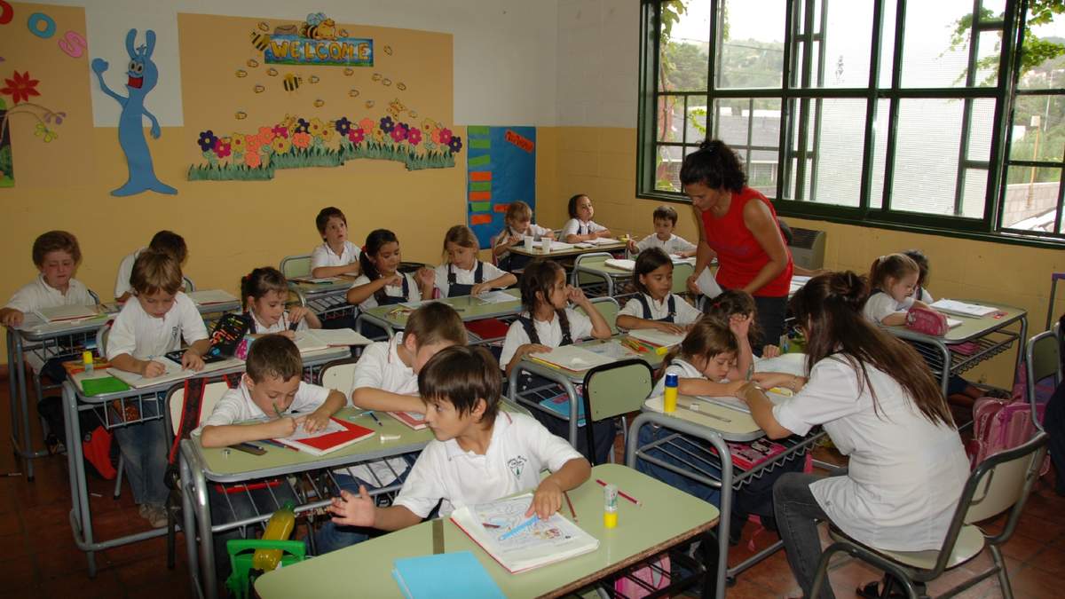 Ayuda escolar anual. Fuente: (Twitter)