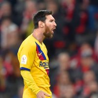 Ante la crisis, ¿quiénes son los cuatro refuerzos que busca el Barcelona?
