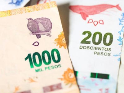Jubilados: quiénes cobran el bono de $70.000 en noviembre