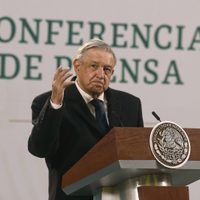 AMLO justifica desaparición de órganos autónomos: son "alcahuetes"