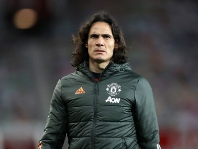 La fuerte decisión que tomaría el Manchester United con Edinson Cavani