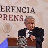 Revisamos con lupa a los organismos autónomos y “voy a proponer que desaparezcan todos”: AMLO