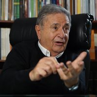Eduardo Duhalde: “Lo que hemos logrado entre todos es tener una democracia fallida”