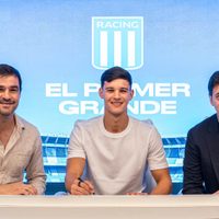 Con palabras de Lionel Messi: Racing oficializó la llegada de Valentín Carboni