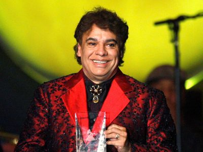 Los fans de Juan Gabriel recordaron los episodios más tristes de la serie  “Hasta que te conocí”