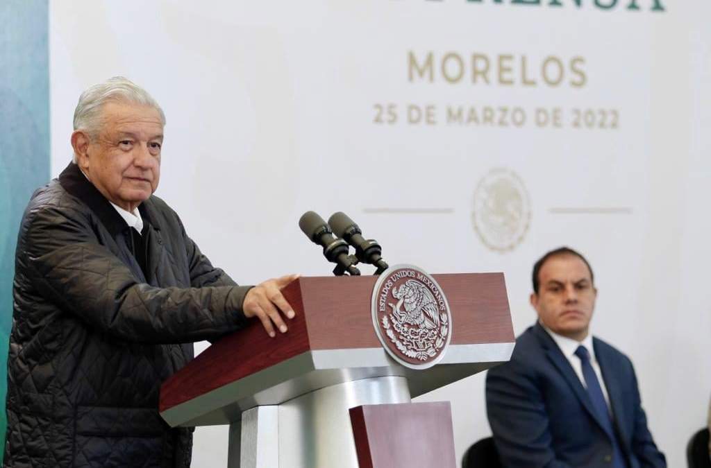El presidente Andrés Manuel López Obrador y el gobernador Cuauhtémoc Blanco Bravo