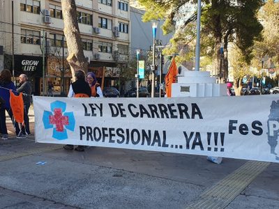 Siprosapune realiza paro de 24 horas: critica convenio colectivo avalado por la Legislatura