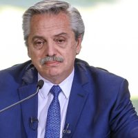 "Jamás": Alberto Fernández negó la devaluación y prometió no tocar los dólares de la gente