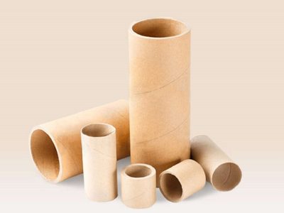 Con solo tubos de cartón de papel higiénico o papel de cocina: creá estos hermosos mini arbolitos navideños