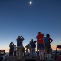En la Patagonia aguardan a un gran número de turistas para ver el eclipse solar