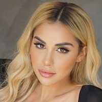 ¡Justo "ahí"...! Alexa Dellanos sube lentamente y hace delirar ¡RESISTE!