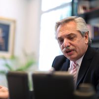 Alberto Fernández habló con Lacalle Pou en pos del fortalecimiento regional