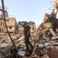 Noche de bombardeos de Israel contra Gaza deja 45 muertos