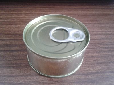 Olvidate de tirar las tapas de las latas: creá estos fantásticos portasahumerios, hasta para vender o regalar