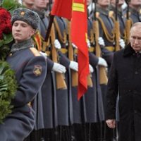 Rusia adelanta una respuesta "fuerte" y "no necesariamente simétrica" a las sanciones de EU