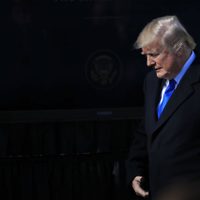 'Celebra” Trump su primer año de presidente bajo cierre de gobierno federal