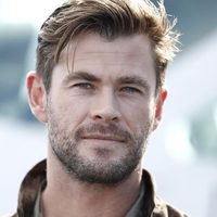 "¡Porque sus fans lo pidieron!": Chris Hemsworth complace de la mejor forma. ¡Dios mío!