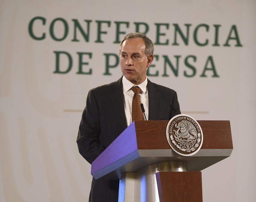 Hugo López-Gatell en conferencia