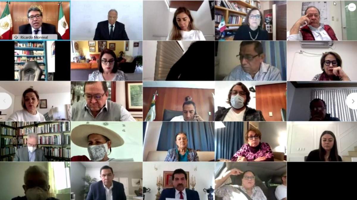 Reunión del titular de la FGR, Alejandro Gertz Manero, con senadores de Morena