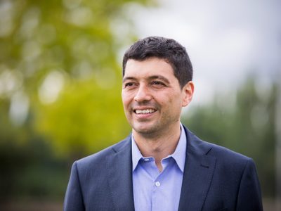 Marcos Koopmann impulsa el uso de energías "limpias y renovables"