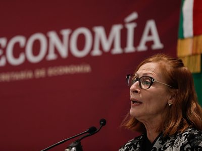 Tatiana Clouthier promete “revalorizar el fenómeno migratorio” al asumir el IME