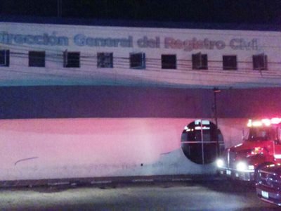 Lanzan bombas 'molotov” contra el Registro Civil de Durango