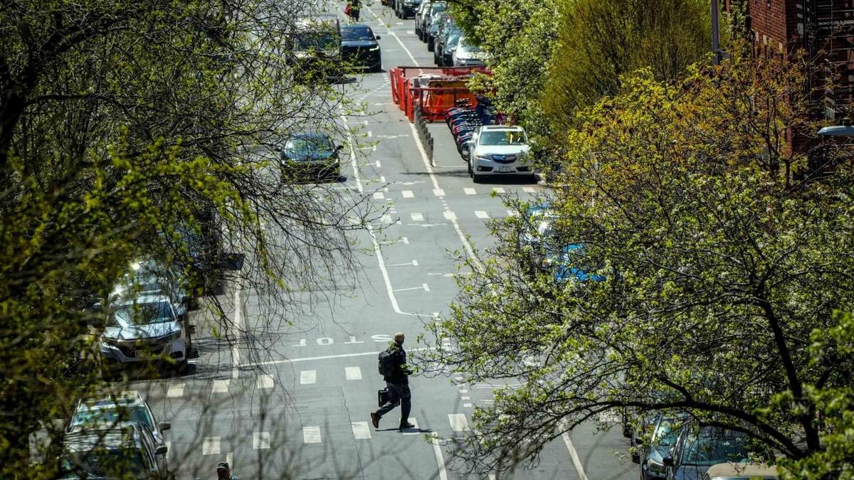 Un transeúnte en Nueva York