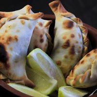 Este 25 de mayo hacé las mejores empanadas tucumanas con esta receta patria que es un 10