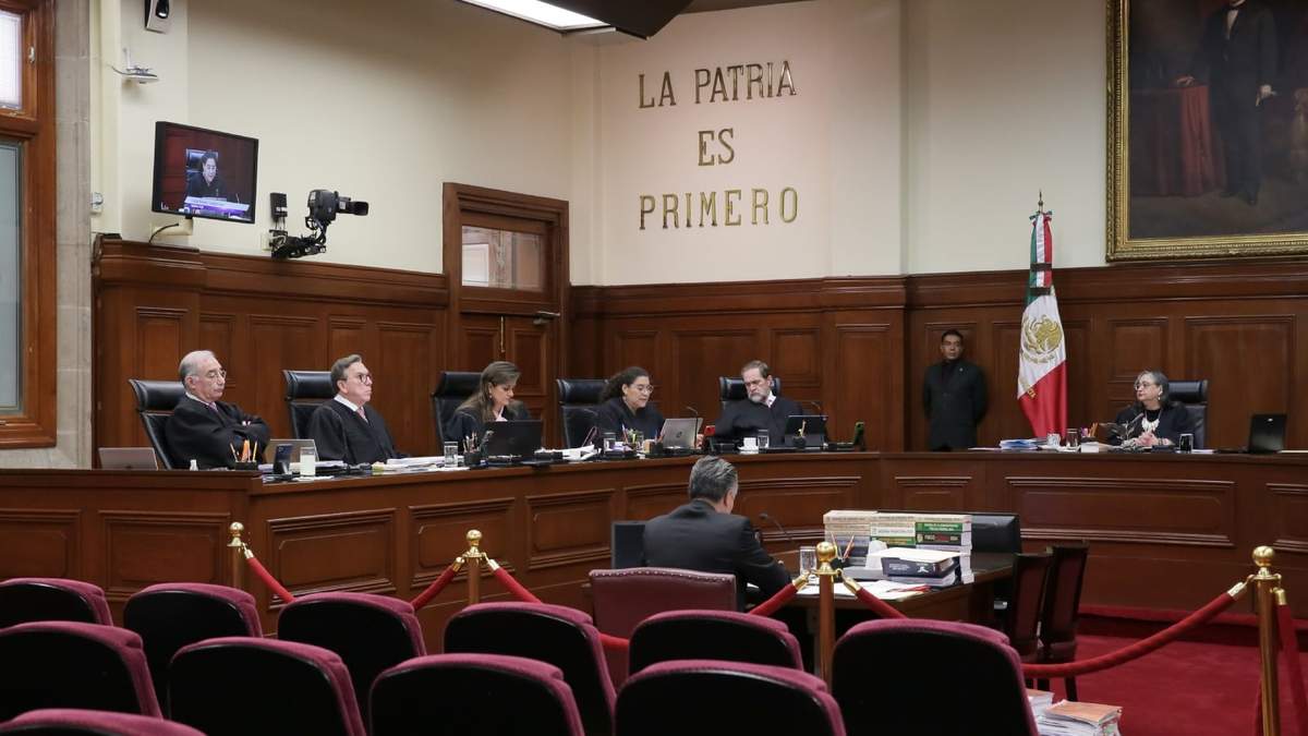 La sesión en la Corte