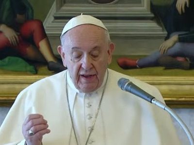 El Papa recuerda que la Navidad "no es consumismo, es compartir con quien no tiene"
