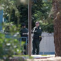 Otro pistolero solitario en EU: mata a cinco y lesiona a tres en California