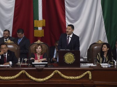 En un plan de 100 días, Batres propone peatonalizar por completo el Zócalo
