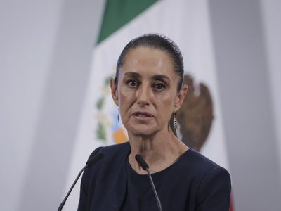 Transición energética de Sheinbaum podría fallar por el nuevo Poder Judicial:  Moody’s