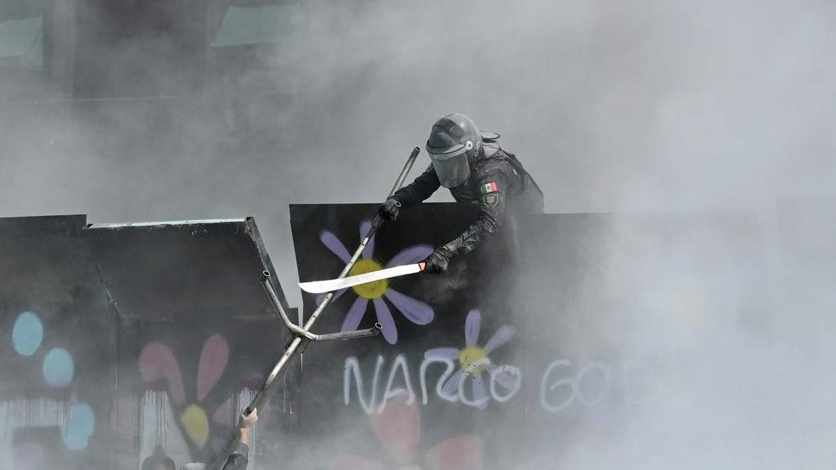 Enfrentamiento en la Marcha de la Generación Z